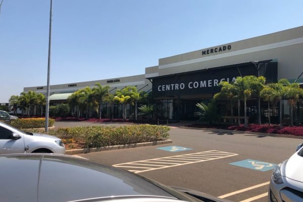 Centro Comercial Santa Bárbara Resort